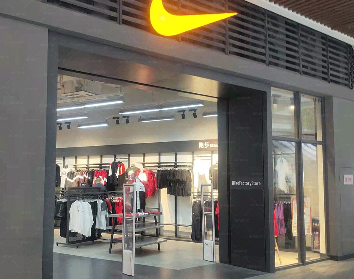 Nike耐克安裝立方美AM6208服裝店防盜器